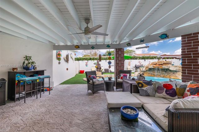 11751 SW 30th St, Miami, FL 33175