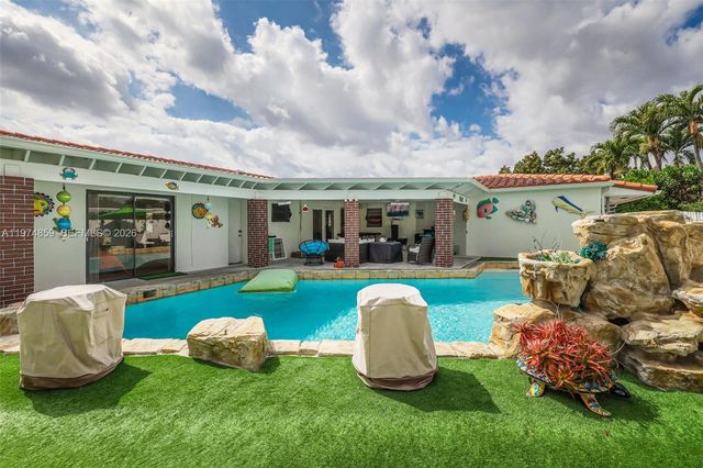 11751 SW 30th St, Miami, FL 33175