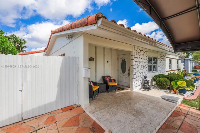 11751 SW 30th St, Miami, FL 33175