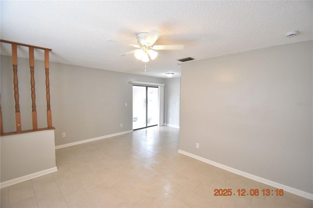 705 2ND AVENUE NW B, Ruskin, FL 33570