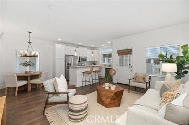 259 Mayflower Drive, Newport Beach, CA 92660