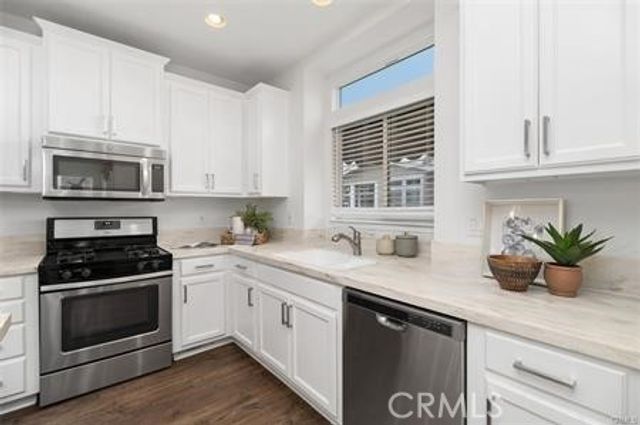259 Mayflower Drive, Newport Beach, CA 92660