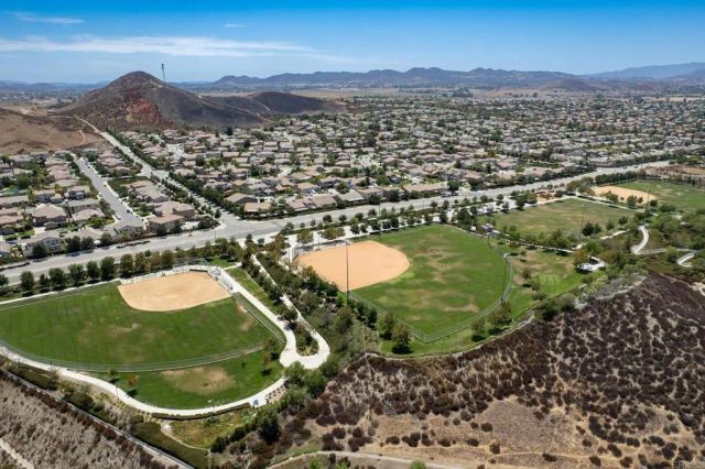 29376 Bouris Drive, Menifee, CA 92584