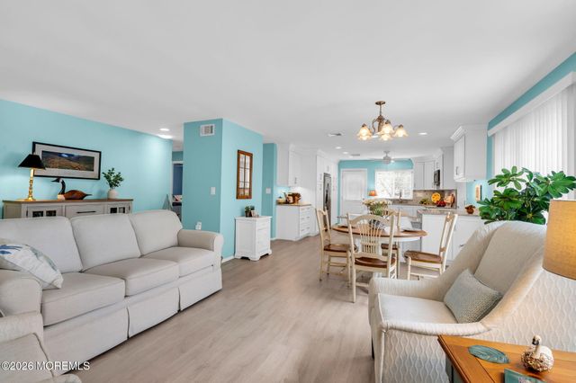 580 Kevin Court A, Manchester, NJ 08759