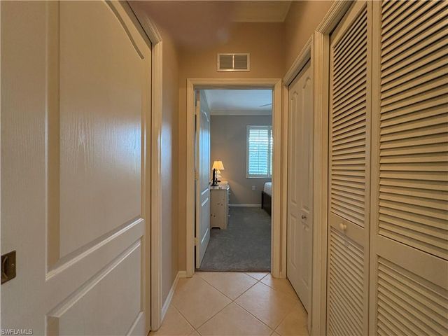 2720 Cypress Trace CIR # 2933, Naples, FL 34119