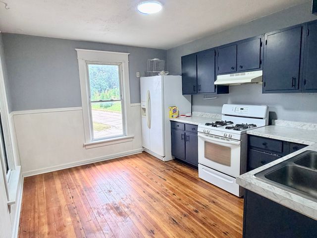 452 21st Street, Bettendorf, IA 52722