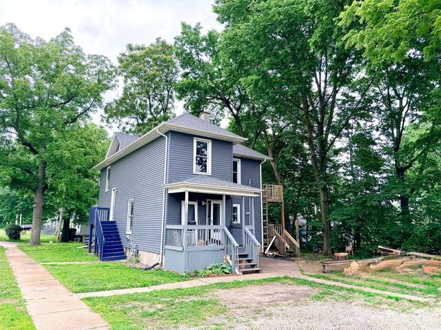 452 21st Street, Bettendorf, IA 52722
