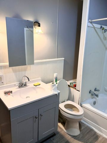 452 21st Street, Bettendorf, IA 52722