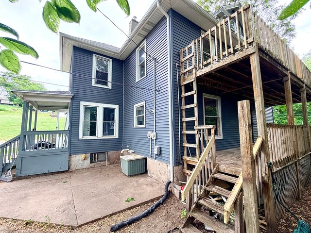 452 21st Street, Bettendorf, IA 52722