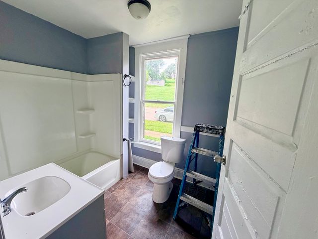 452 21st Street, Bettendorf, IA 52722