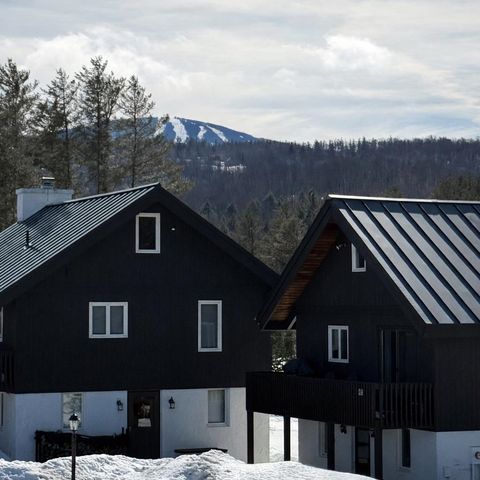 10 Byington Lane F1, Winhall, VT 05340