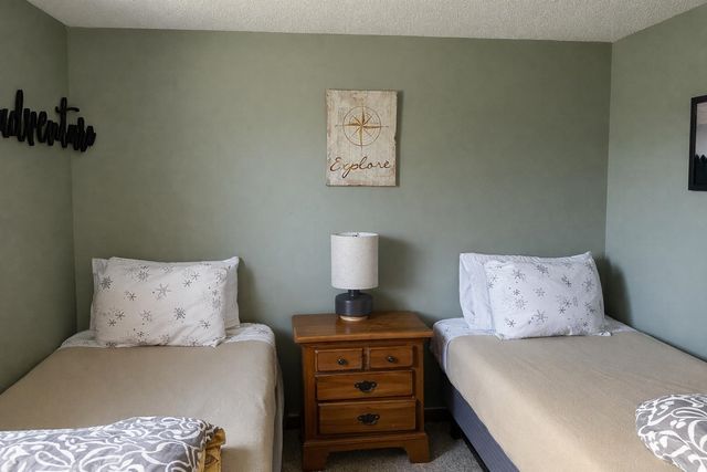 10 Byington Lane F1, Winhall, VT 05340