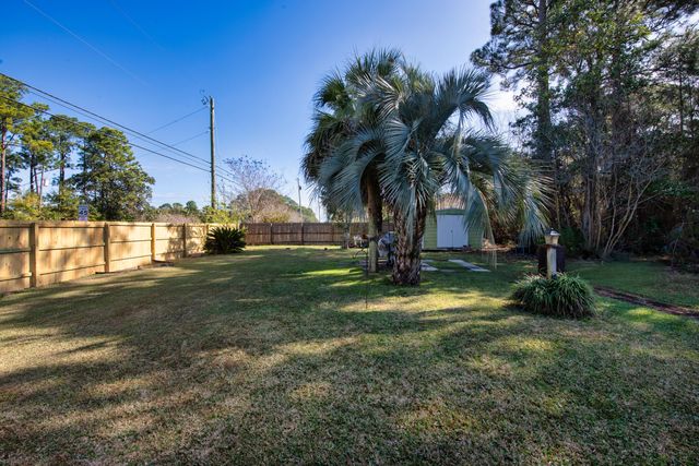 2088 Shadow Lake Drive, Gulf Breeze, FL 32563