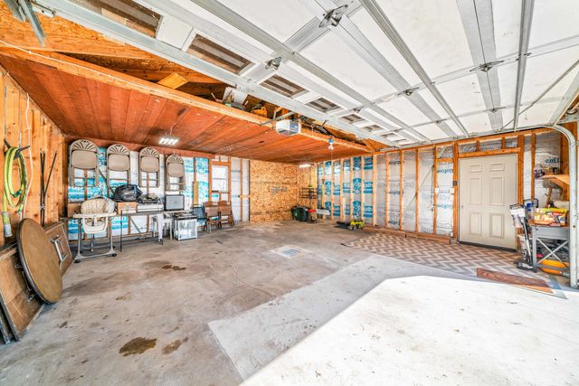 4444 E 1553rd Road, Earlville, IL 60518