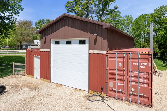 4444 E 1553rd Road, Earlville, IL 60518