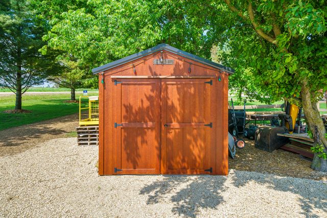 4444 E 1553rd Road, Earlville, IL 60518