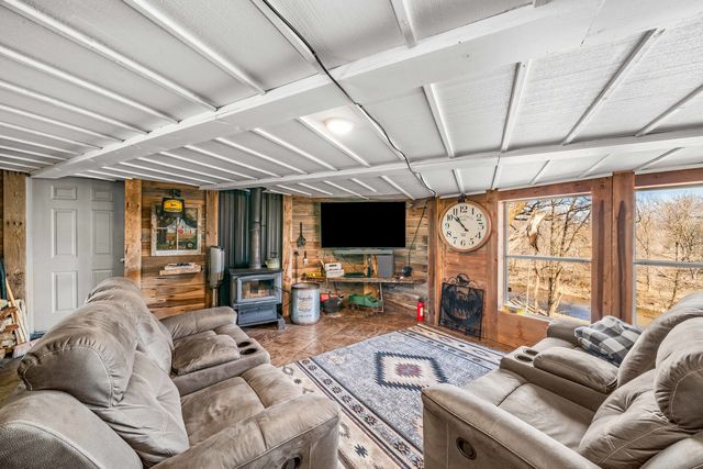 4444 E 1553rd Road, Earlville, IL 60518