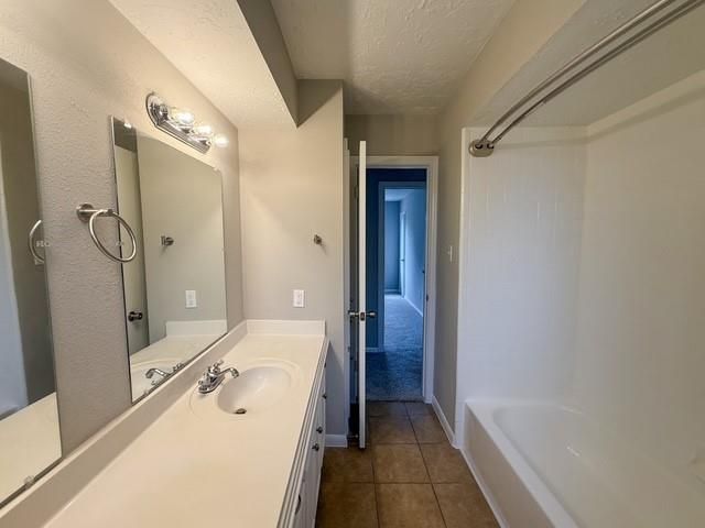 1407 Wagon Gap Trail, Houston, TX 77090