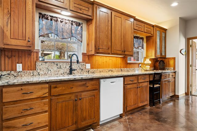 1230 Sweet Springs Road, Weatherford, TX 76088