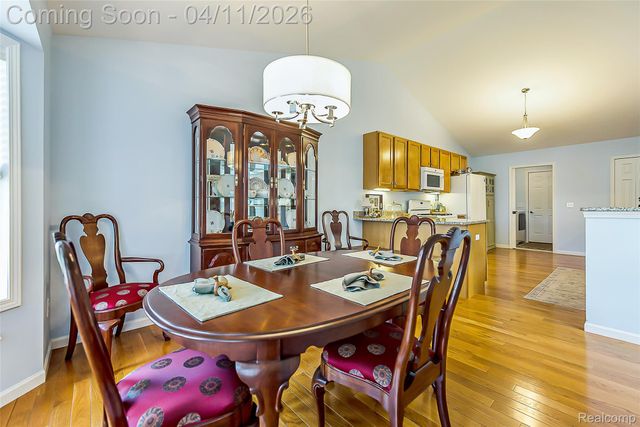 6062 Green Ash Drive, Brighton, MI 48116