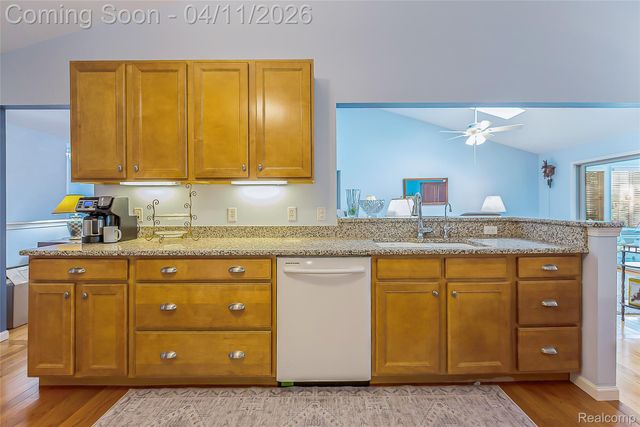 6062 Green Ash Drive, Brighton, MI 48116