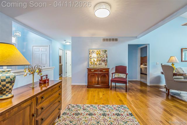 6062 Green Ash Drive, Brighton, MI 48116