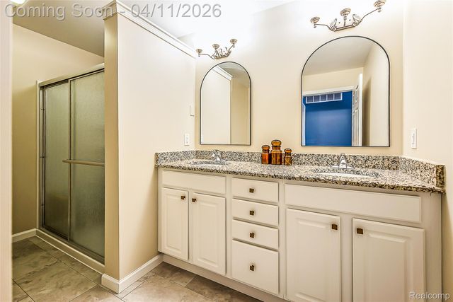 6062 Green Ash Drive, Brighton, MI 48116