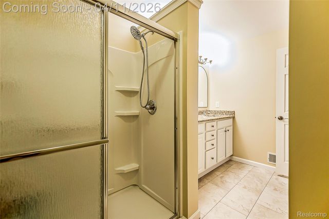 6062 Green Ash Drive, Brighton, MI 48116