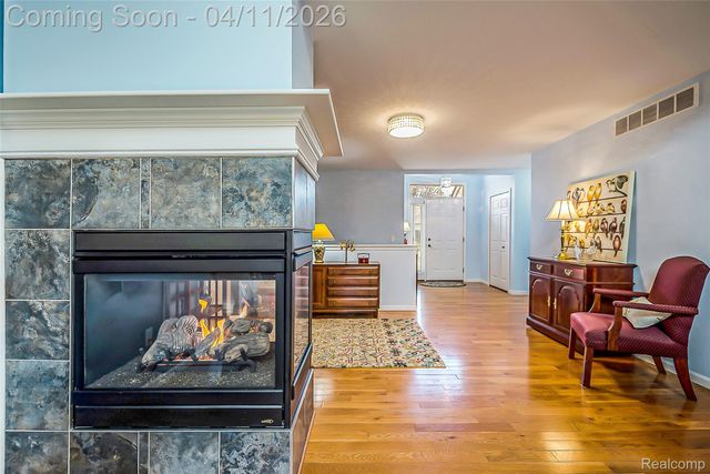 6062 Green Ash Drive, Brighton, MI 48116