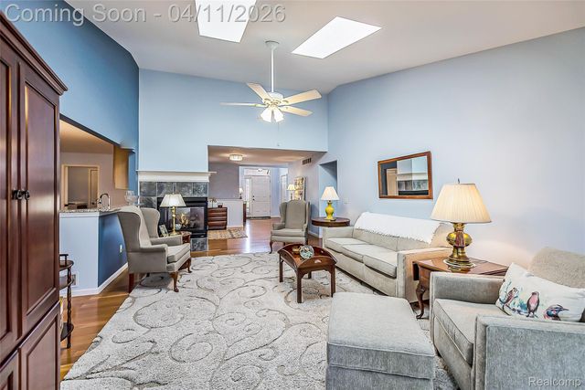 6062 Green Ash Drive, Brighton, MI 48116