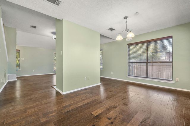 4700 Fallenash DR, Austin, TX 78725