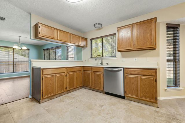 4700 Fallenash DR, Austin, TX 78725