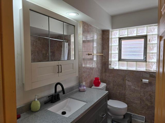 8600 W Summerdale Avenue 1S, Chicago, IL 60656