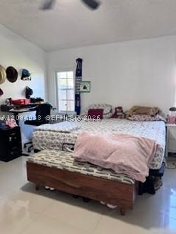 921 NE 213th Ter 3, Miami, FL 33179