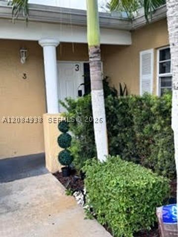 921 NE 213th Ter 3, Miami, FL 33179