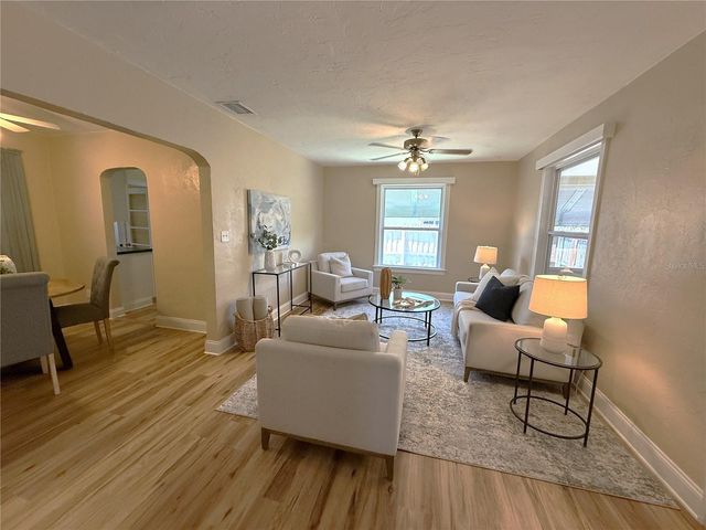 4424 1ST AVENUE N, St Petersburg, FL 33713