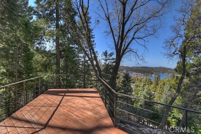 495 Kuffel Canyon, Lake Arrowhead, CA 92352