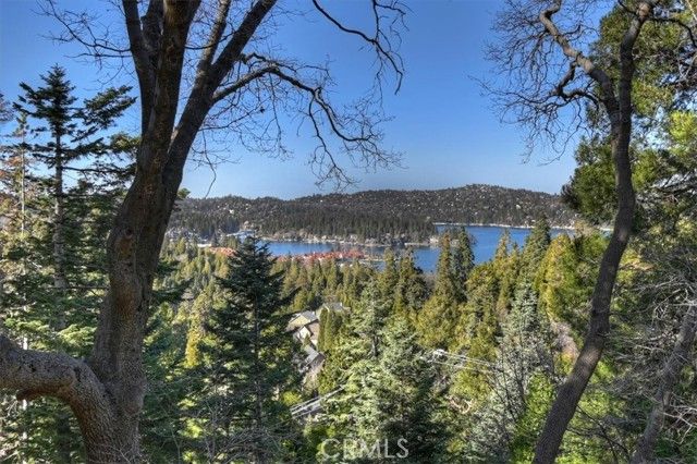 495 Kuffel Canyon, Lake Arrowhead, CA 92352