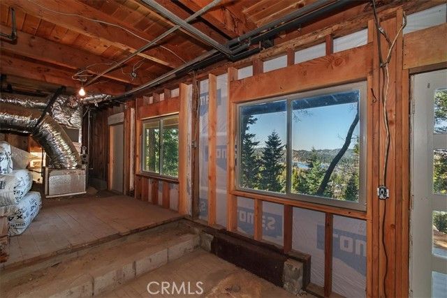 495 Kuffel Canyon, Lake Arrowhead, CA 92352