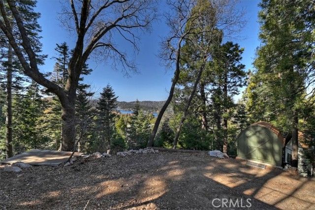 495 Kuffel Canyon, Lake Arrowhead, CA 92352
