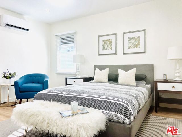 1843 N NORMANDIE Avenue 3, Los Angeles, CA 90027