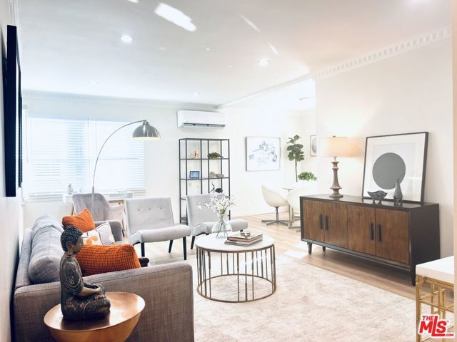 1843 N NORMANDIE Avenue 3, Los Angeles, CA 90027