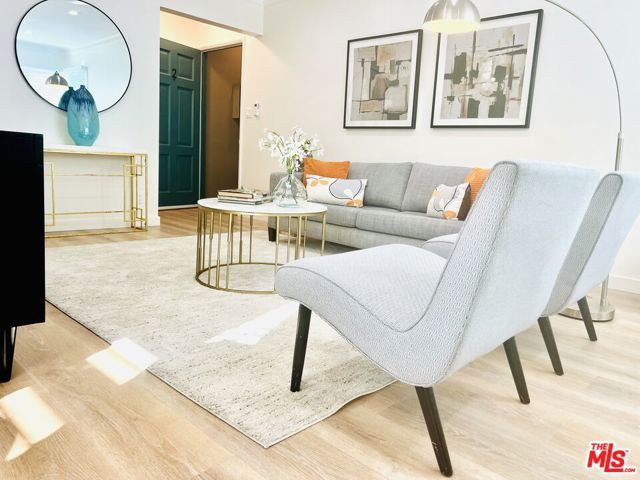 1843 N NORMANDIE Avenue 3, Los Angeles, CA 90027