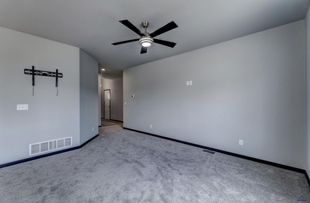 5410 DARIAN ST, Rapid City, SD 57703