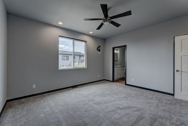 5410 DARIAN ST, Rapid City, SD 57703