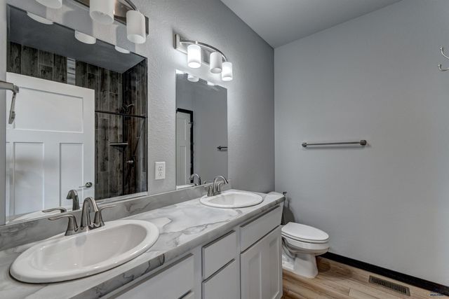 5410 DARIAN ST, Rapid City, SD 57703