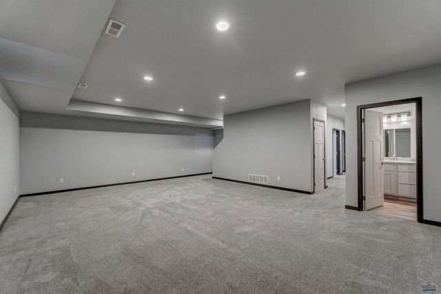 5410 DARIAN ST, Rapid City, SD 57703