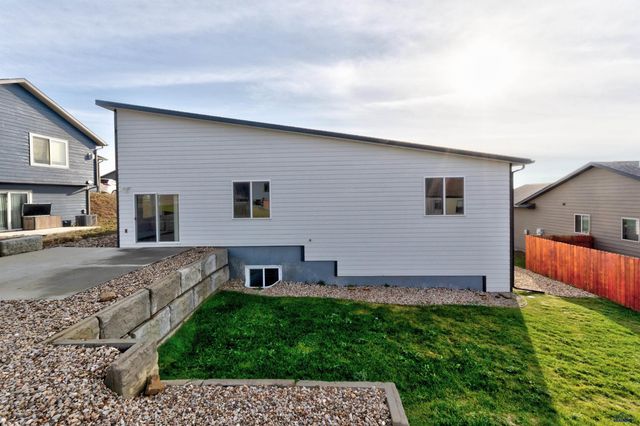 5410 DARIAN ST, Rapid City, SD 57703