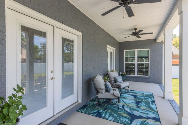 366 Lexington Cir, Manchester, TN 37355