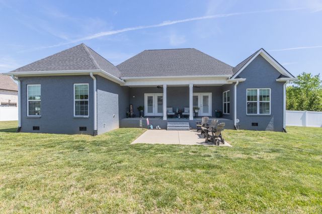 366 Lexington Cir, Manchester, TN 37355